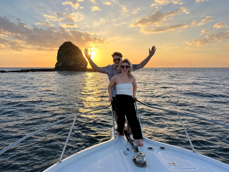 Hire a Custom Made custom Bahía Culebra
