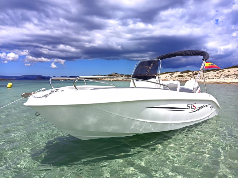 Motorboat to hire Ibiza Town at the best price