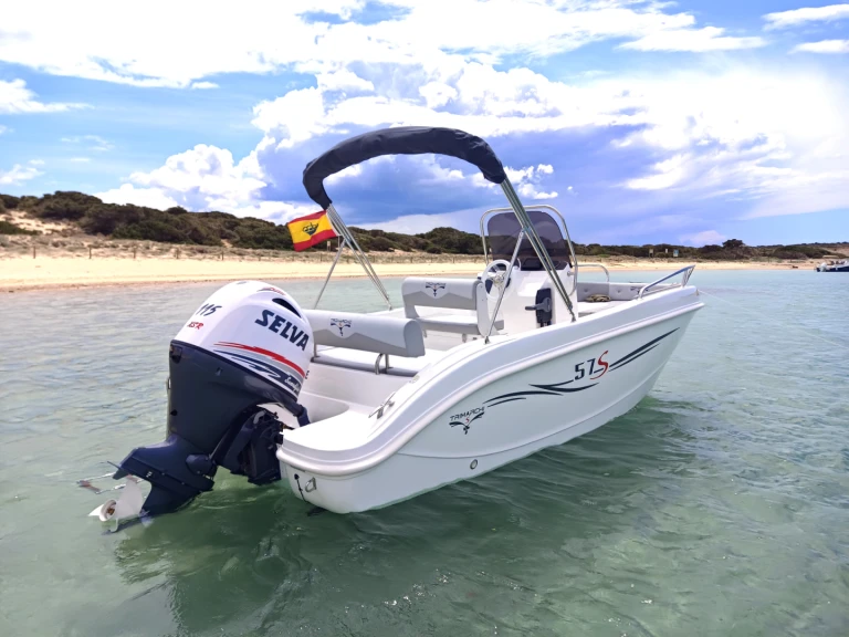Motorboat hire in Ibiza Town - Trimarchi 57S