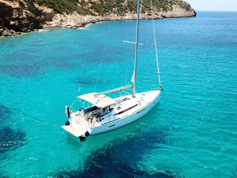 Jeanneau Sun Odyssey 419 charter bareboat or skippered in  Alimos