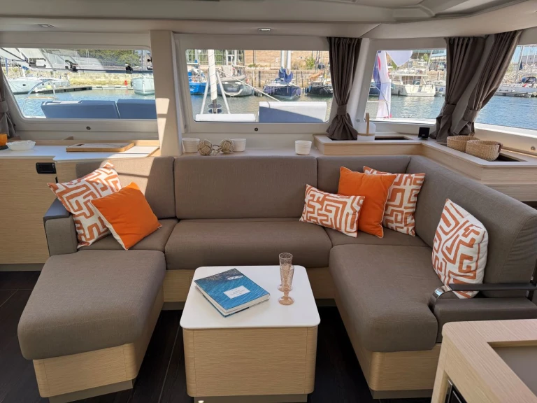 Hire Catamaran with or without skipper Fountaine Pajot Road Town