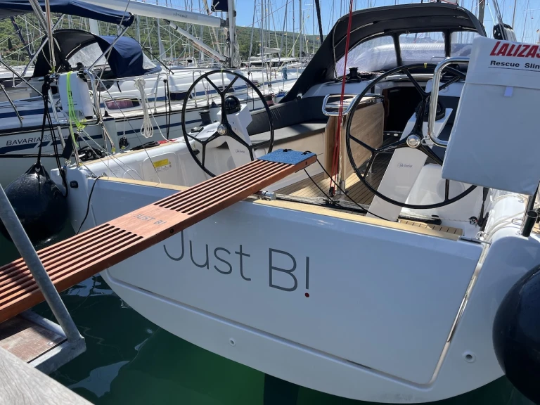 Yacht charter Punat - Dehler Dehler 38 SQ on SamBoat