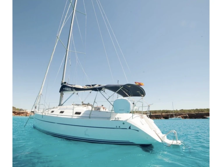 Yacht hire Sant Antoni de Portmany cheap Bavaria 38 Cruiser