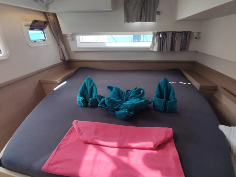 Hire a Lagoon Lagoon 42 Eden Island
