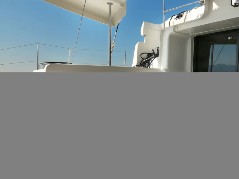 Charter a Lagoon Lagoon 46 in Préveza on Samboat