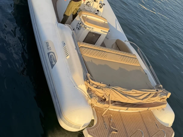 Hire RIB Sea prop with a boat licence