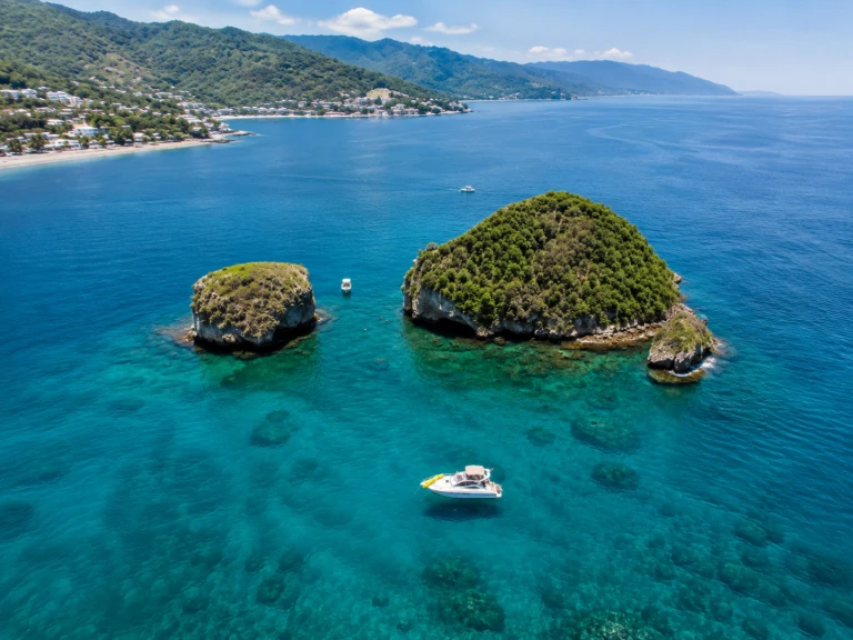 Yacht charter Puerto Vallarta - Custom Made custom on SamBoat