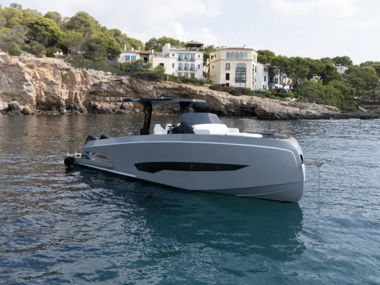 Yacht charter Palma de Mallorca - KUMBRA 34 on SamBoat
