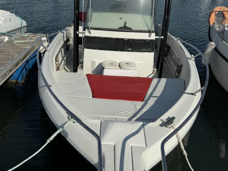 Charter a Jeanneau Cap Camarat 675 in Noirmoutier-en-l'Île on Samboat