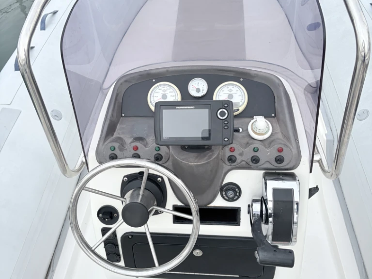RIB to hire La Rochelle at the best price