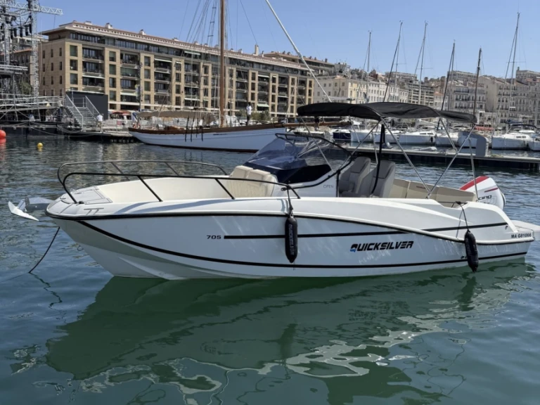 Yacht charter Marseille - Quicksilver Quicksilver 705 Cruiser on SamBoat