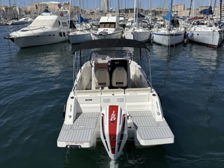 Yacht charter Marseille - Quicksilver Quicksilver 705 Cruiser on SamBoat
