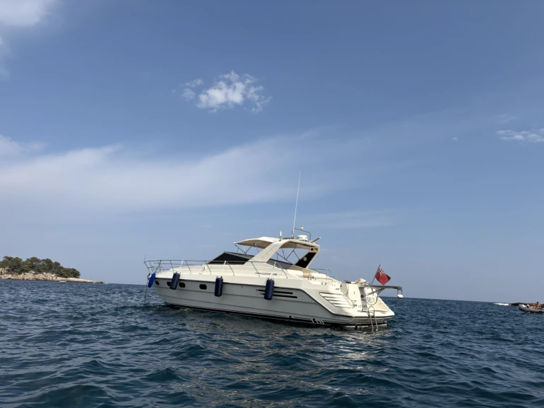 Charter a Princess 46 in Antibes on Samboat