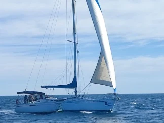 Hire Sailboat with or without skipper Bénéteau La Manga