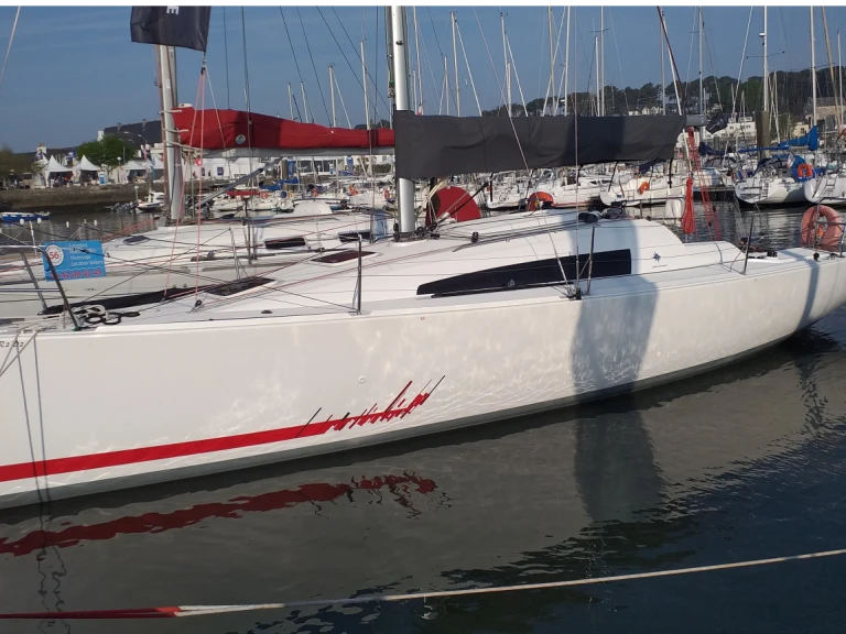 Yacht hire La Trinité-sur-Mer cheap Sun Fast 3200