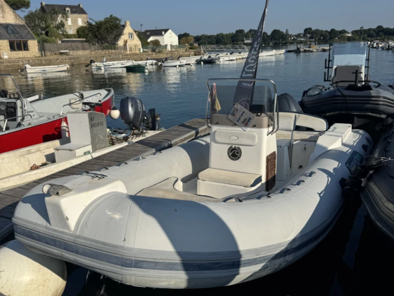 Charter a Capelli Tempest 650 Open in Baden on Samboat