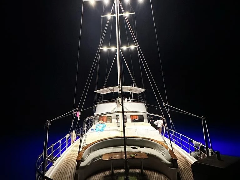 Sailboat to hire Marmaris at the best price