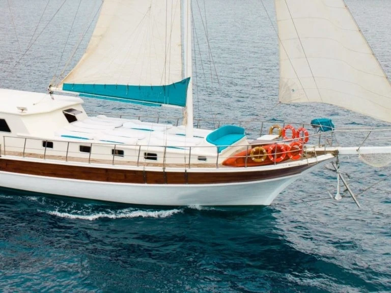 Yacht hire Marmaris cheap Custom made
