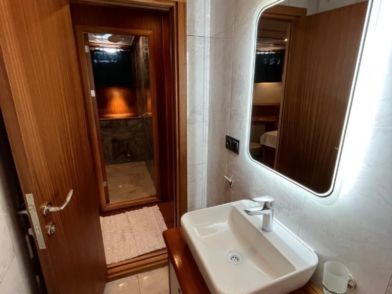 Yacht hire Marmaris cheap Custom made