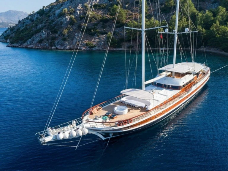 Charter a Custom Made Custom made in Marmaris on Samboat