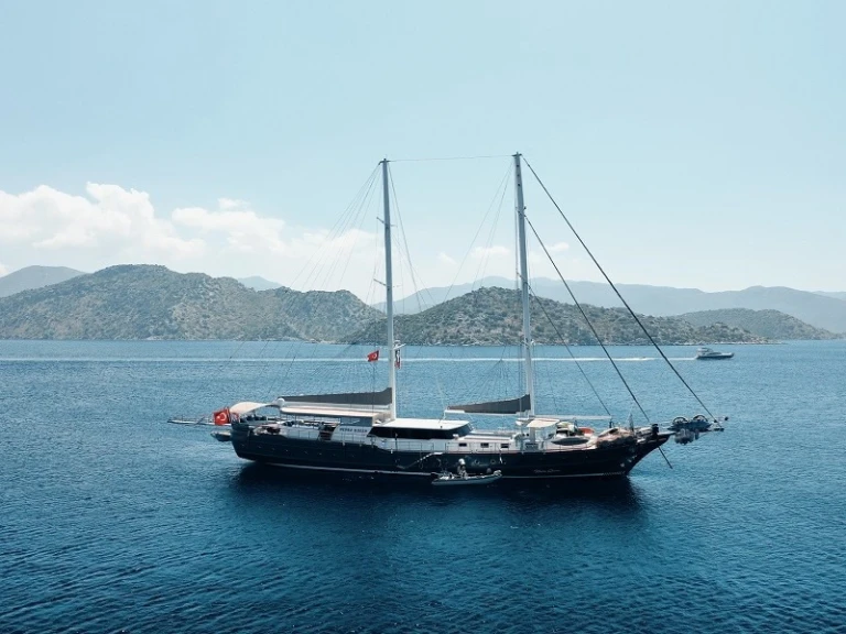 Sailboat to hire Marmaris at the best price
