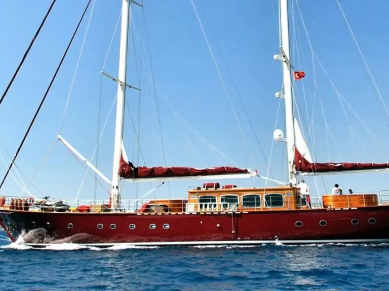 Charter a Custom Made Custom made in Bodrum on Samboat