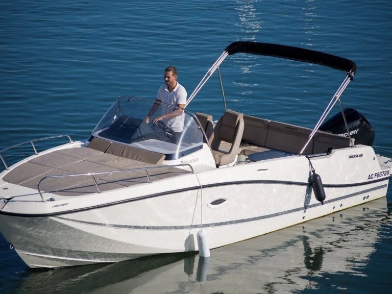 Quicksilver Activ 755 Sundeck charter bareboat or skippered in  Marseille
