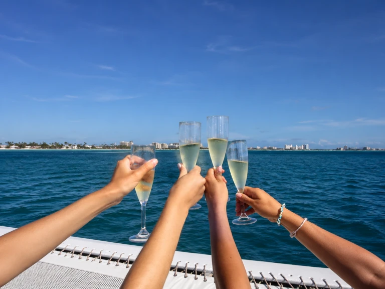 Yacht hire Puerto Vallarta cheap custom