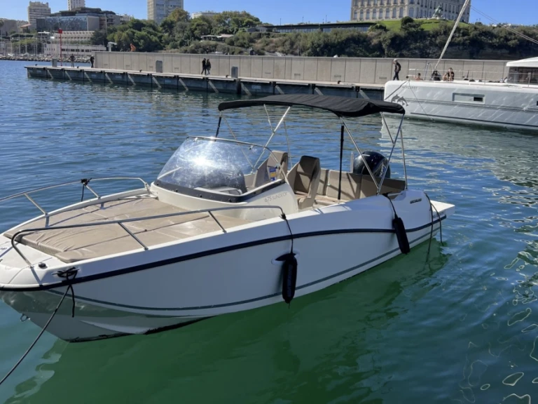 Yacht charter Marseille - Quicksilver Activ 675 Sundeck on SamBoat