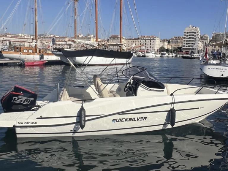 Hire Motorboat with or without skipper Quicksilver Marseille