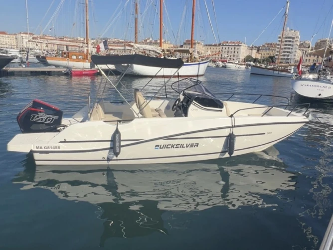 Quicksilver Quicksilver 705 Cruiser charter bareboat or skippered in  Marseille