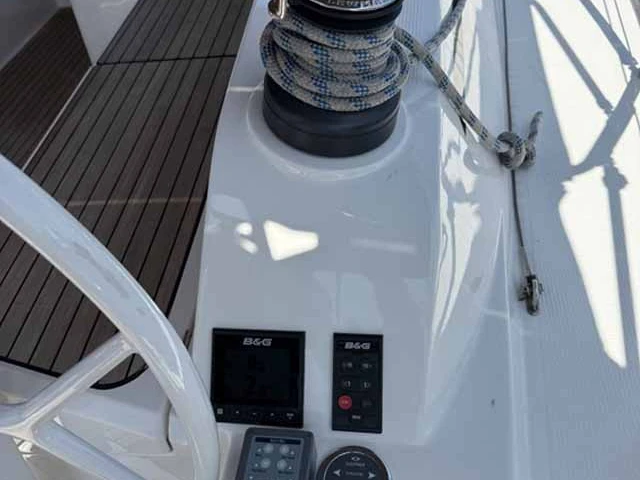 Hire a Bavaria Cruiser 46 Lefkáda