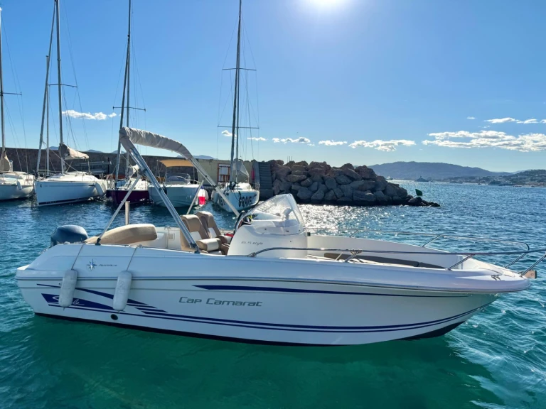 Hire Motorboat with or without skipper Jeanneau Cannes