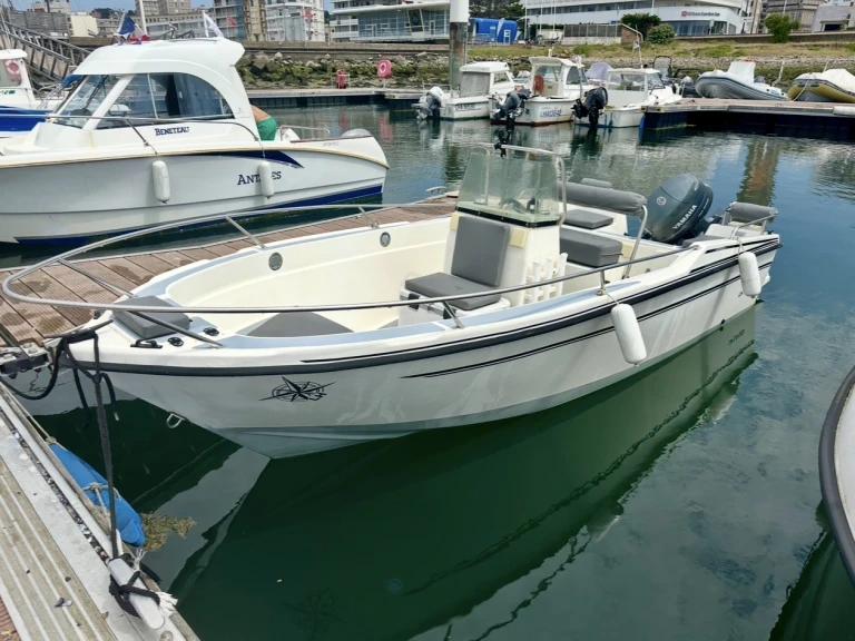 Hire Motorboat with or without skipper B2 Marine Le Havre