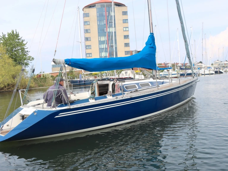 Hire Sailboat OTT YACHT with a boat licence