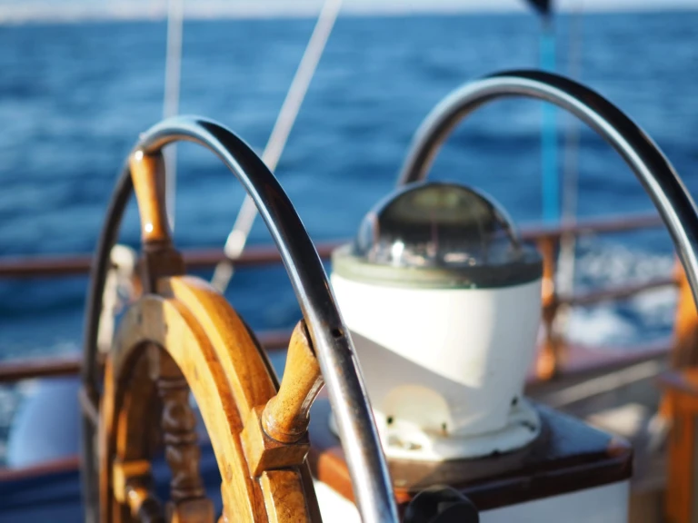 Hire Sailboat with or without skipper Ta Chiao Barcelona