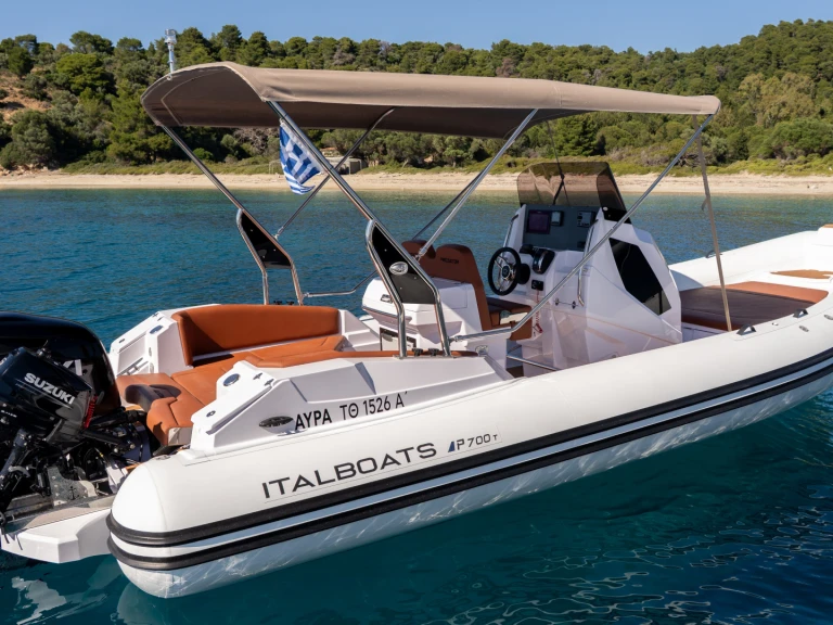 Yacht hire Skiathos cheap Predator 700