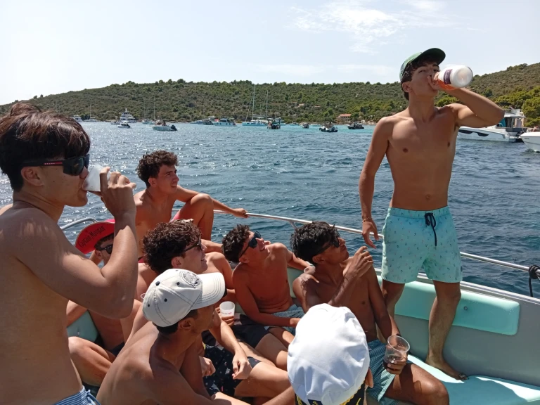 Yacht hire Split cheap Cap Camarat 7.5 CC Style