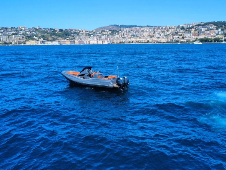 Hire RIB Zar with a boat licence
