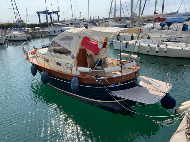 Yacht hire Sanremo cheap Positano 28