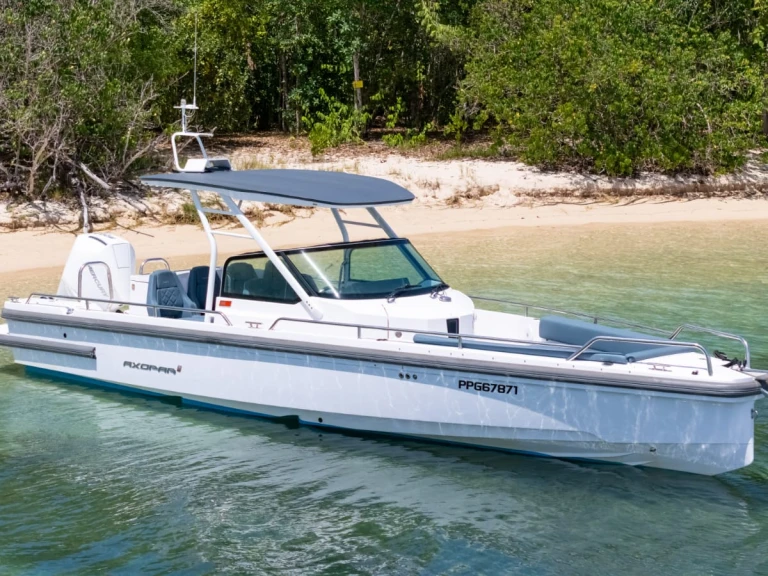 Motorboat to hire Le Gosier at the best price