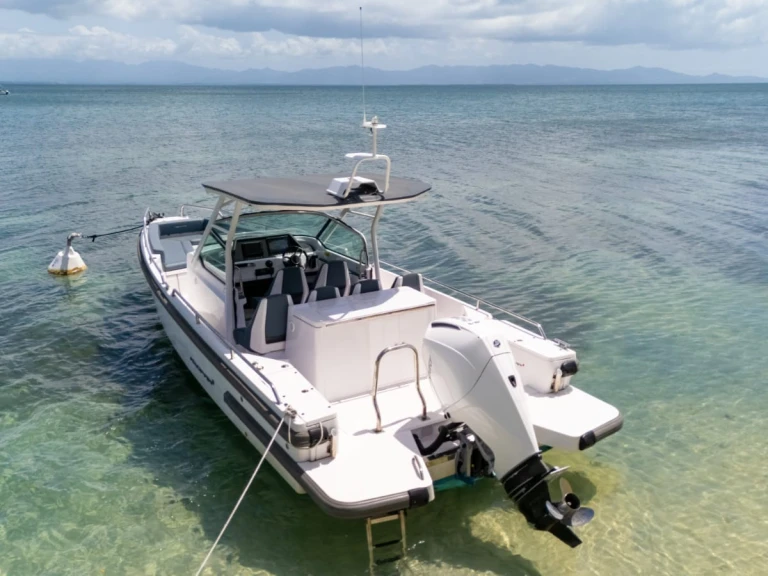 Yacht charter Le Gosier - Axopar Axopar 28 T-Top on SamBoat