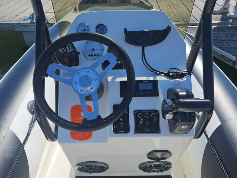 Hire RIB with or without skipper 3D Tender Pornichet