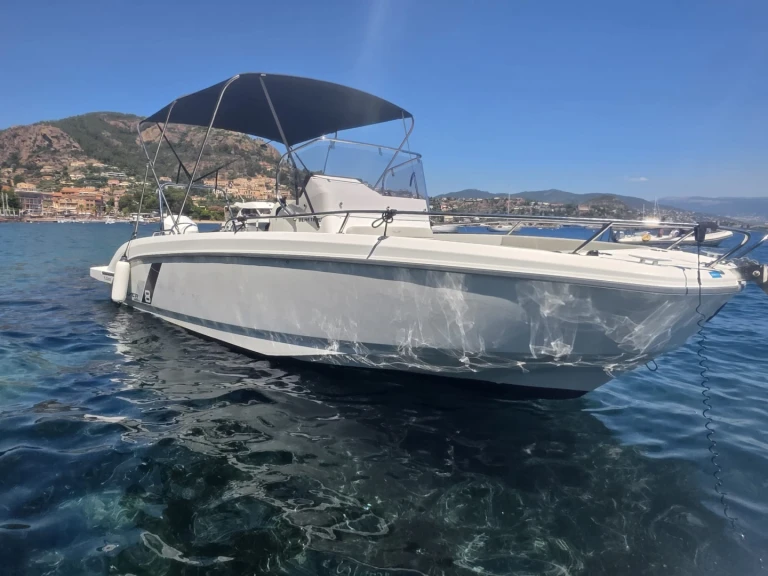 Motorboat to hire Mandelieu-la-Napoule at the best price