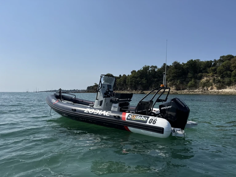 Hire RIB with or without skipper Zodiac La Forêt-Fouesnant