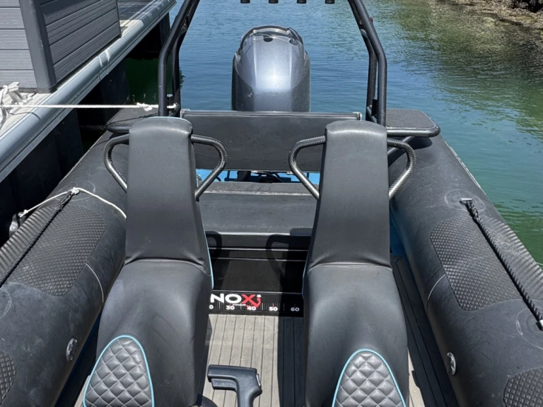 Charter a Ribcraft 585 in La Forêt-Fouesnant on Samboat