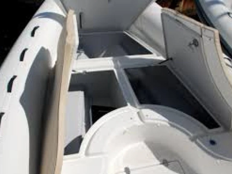 Yacht hire Carnon-Plage cheap King 650