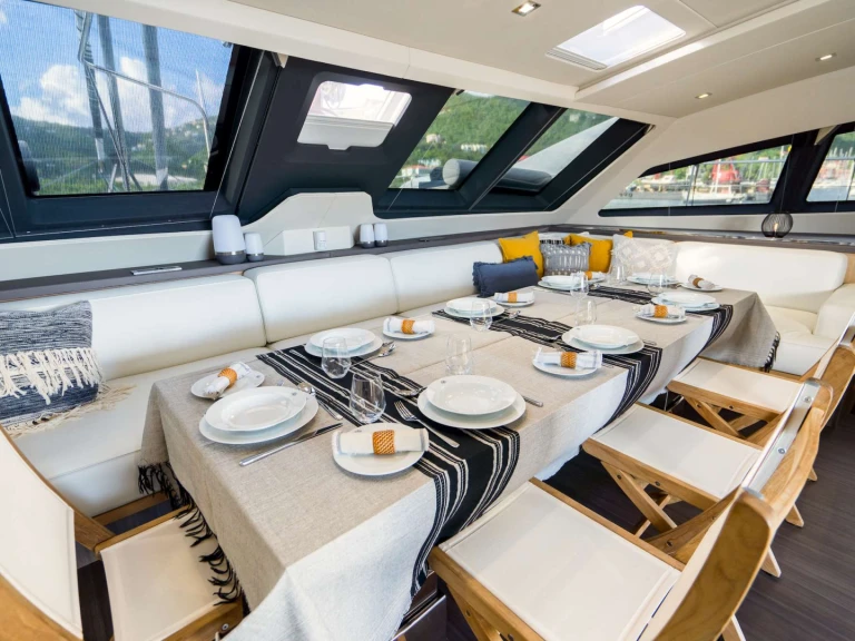 Yacht charter Road Town - Privilege SEGUNDO VIENTO on SamBoat
