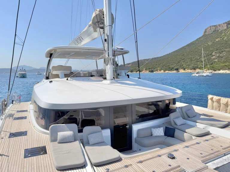 Charter a Lagoon AURORA in British Virgin Islands (BVI) on Samboat