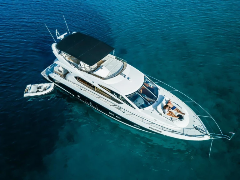 Luxury Yacht hire in Kaštel Lukšić - Sunseeker Sunseeker Manhattan 63